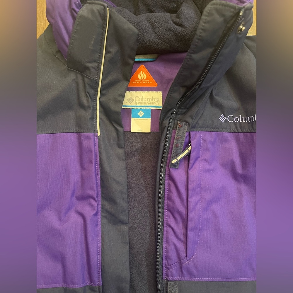 Girls 14/16 Columbia Omni-Heat Alpine jacket. Purple and Navy. Very warm!